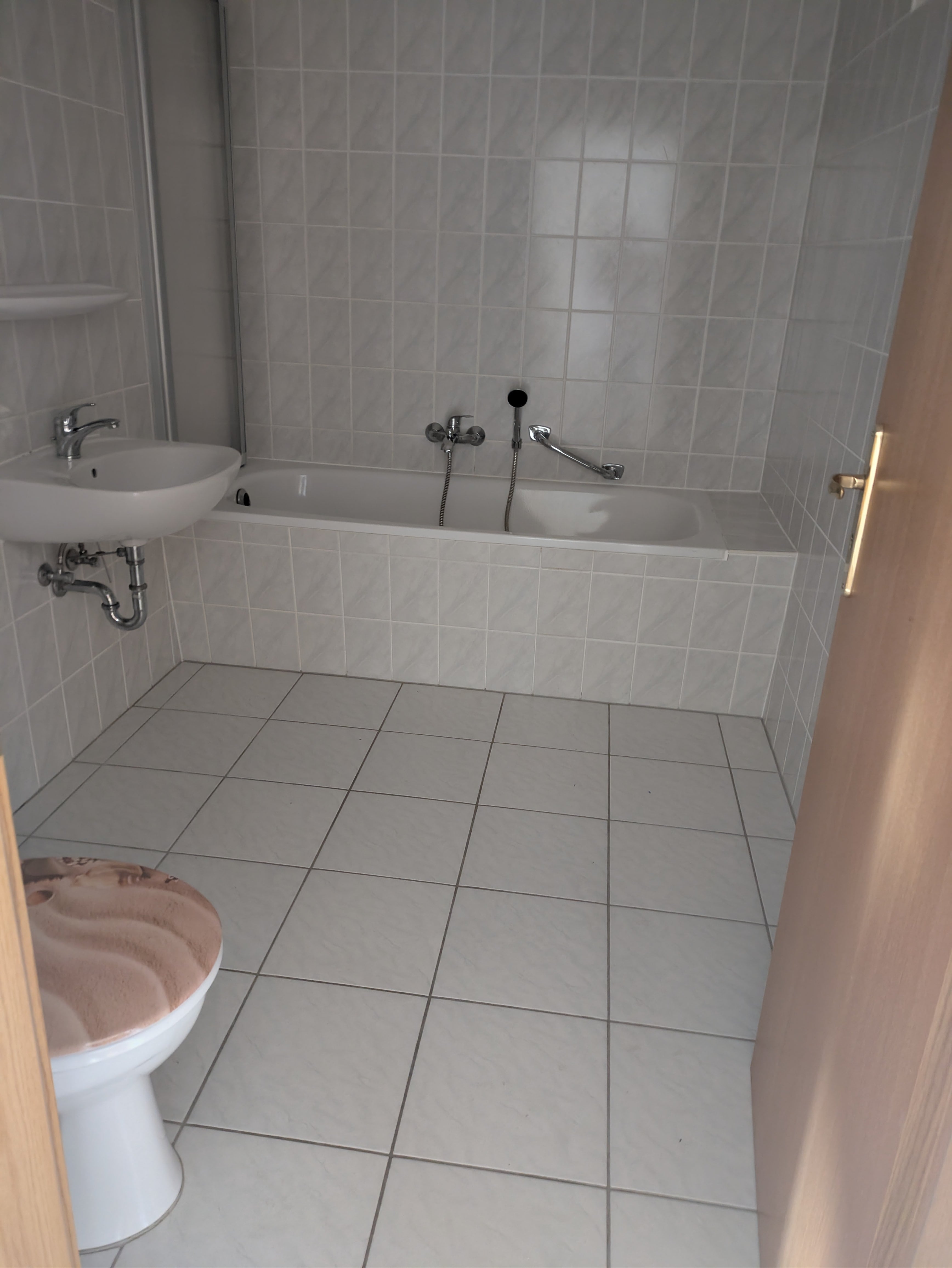 PXL 20251118 091722040.NIGHT min